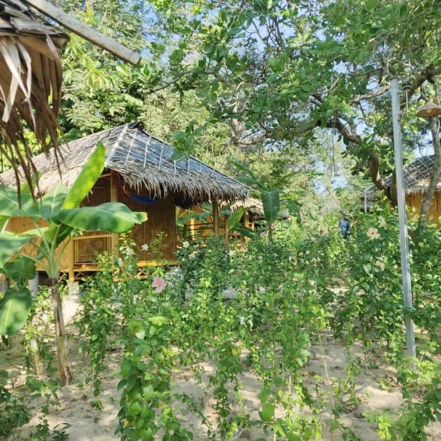 Rabbit Bungalow Koh Phayam Exterior photo