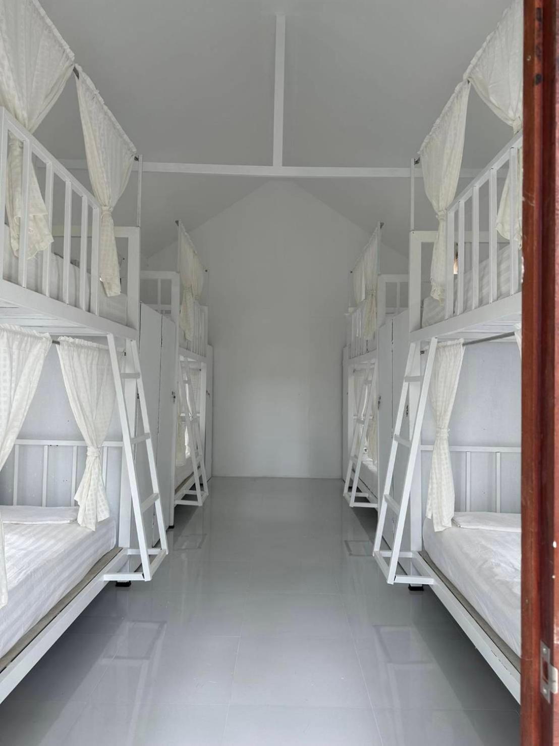 Rabbit Bungalow Koh Phayam Exterior photo